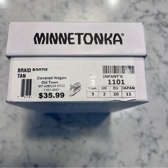 Minnetonka Tan Braid Bootie (size 3) - Picture 3 of 4